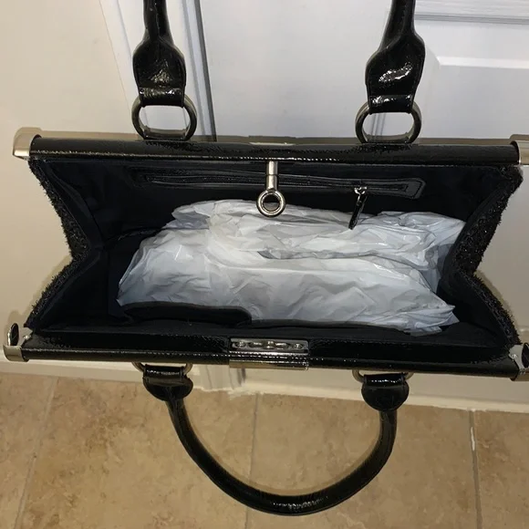 Black Tweed and Black Patent Bag - Picture 14 of 17